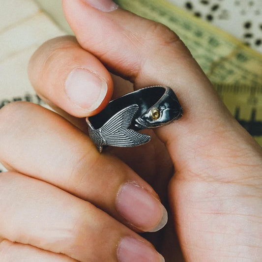Golden Gaze Ring